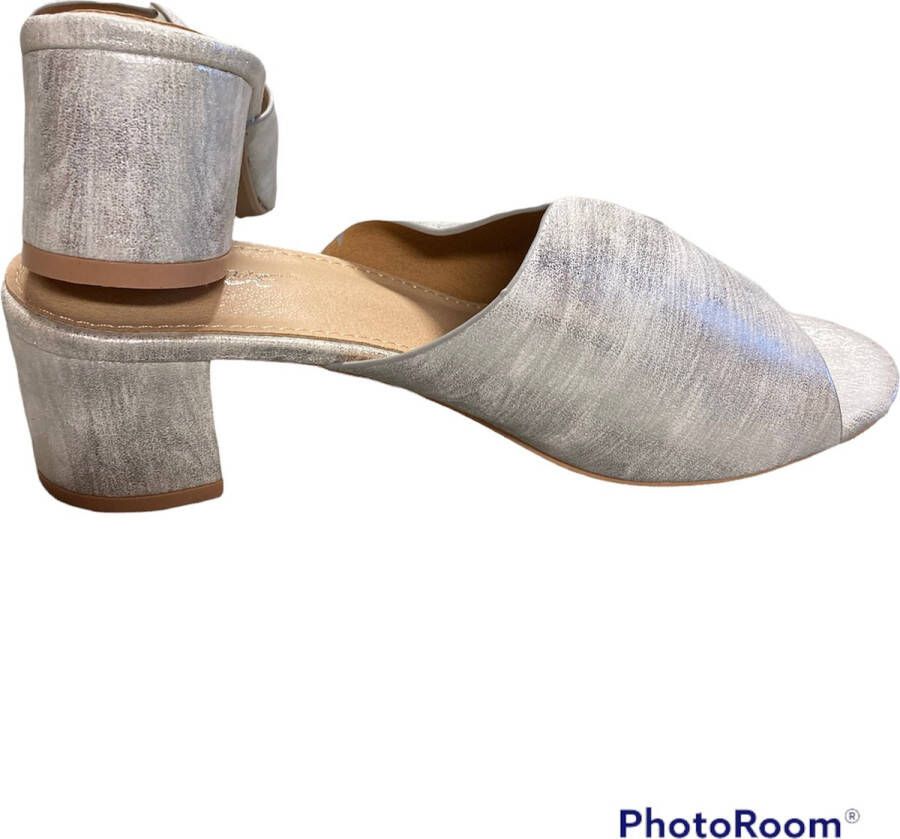 Schoenen muiltjes zilverkleurig