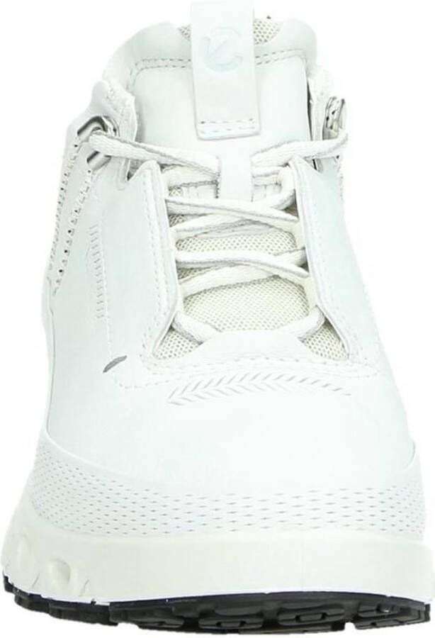 ECCO Multi-Vent sneakers wit