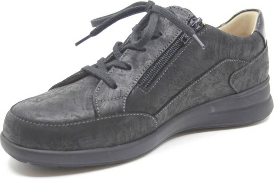 FinnComfort Finn Comfort PRATO 02286-902491 Zwarte dames veterschoen met dempende loopzolen