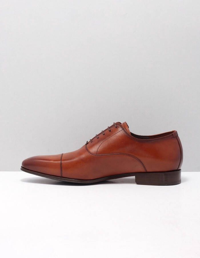 Floris van Bommel Veterschoenen cognac