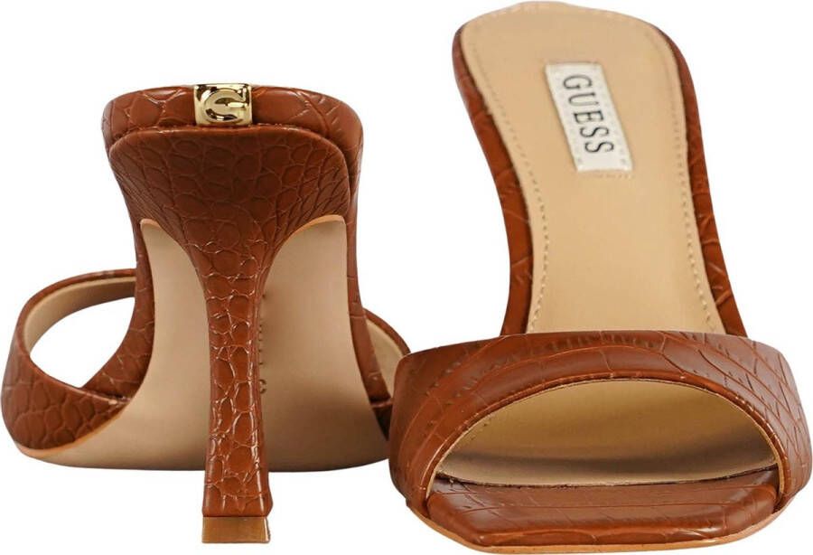 GUESS Seala 2 Sandalo Dames Sandalen Cognac