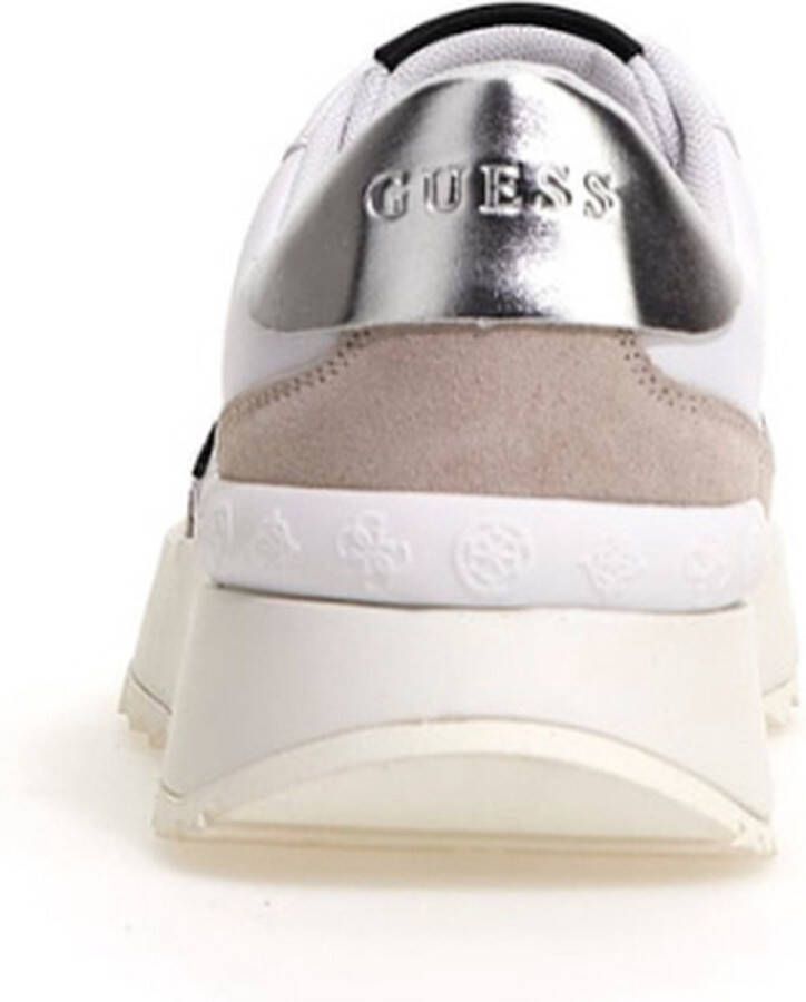 GUESS Vinna Dames Sneakers Laag White Silver