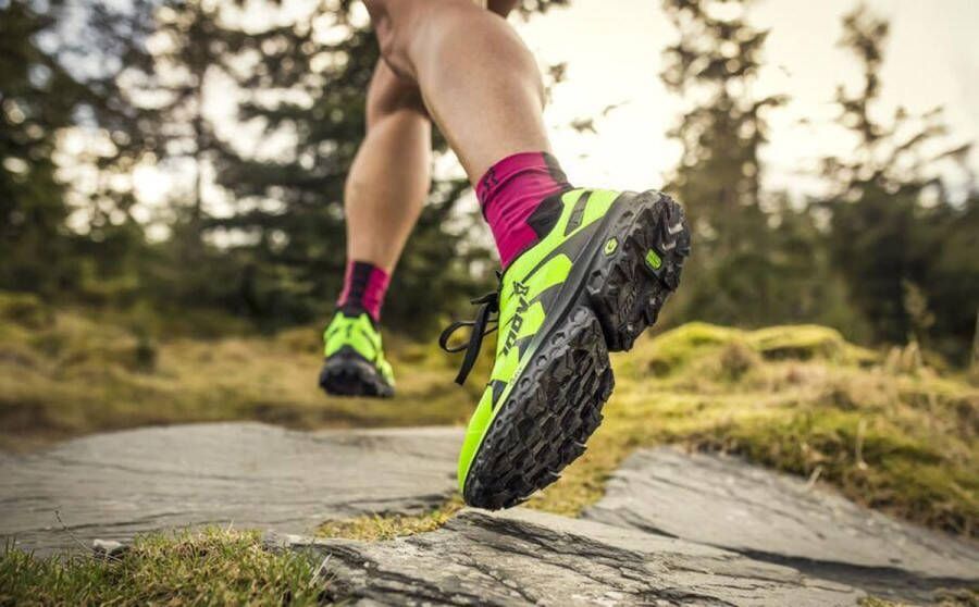 Inov-8 TrailFly Ultra G 300 Heren groen zwart