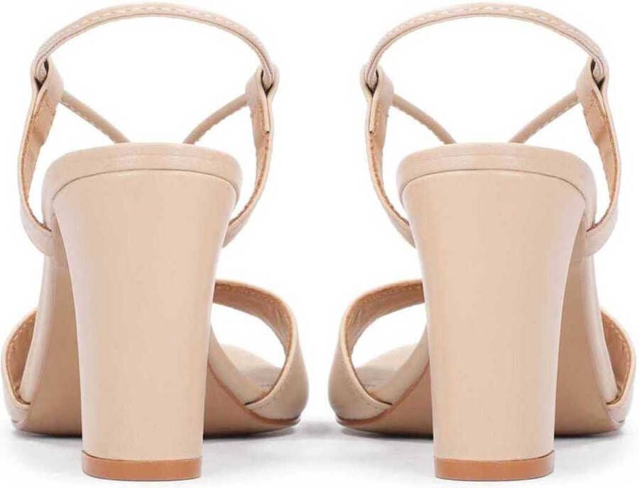 Kazar Beige lederen sandalen met een metalen stop