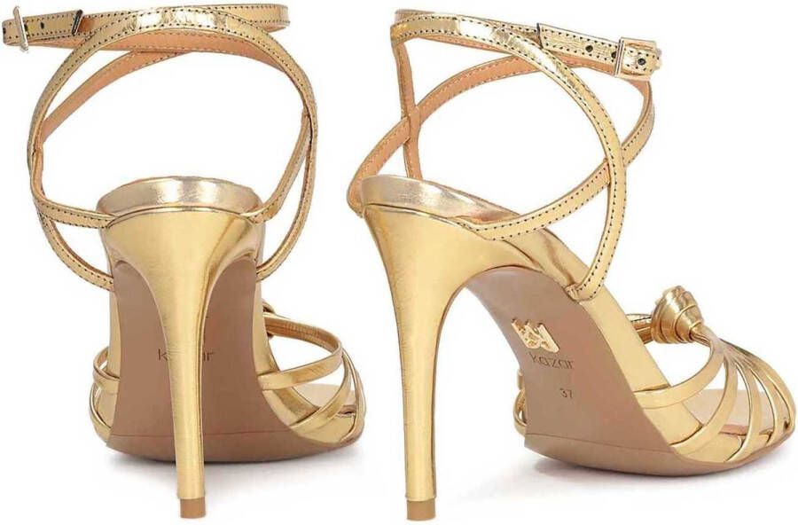 Kazar Elegante gouden sandalen met schuine bandjes