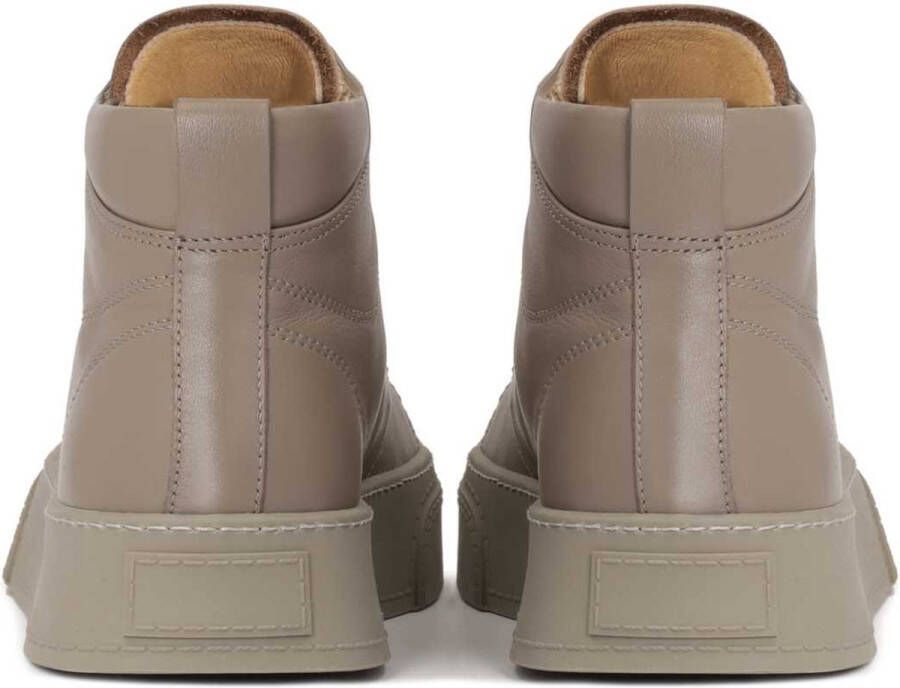 Kazar Heren sneakers van geregen leer met een groter bovenwerk