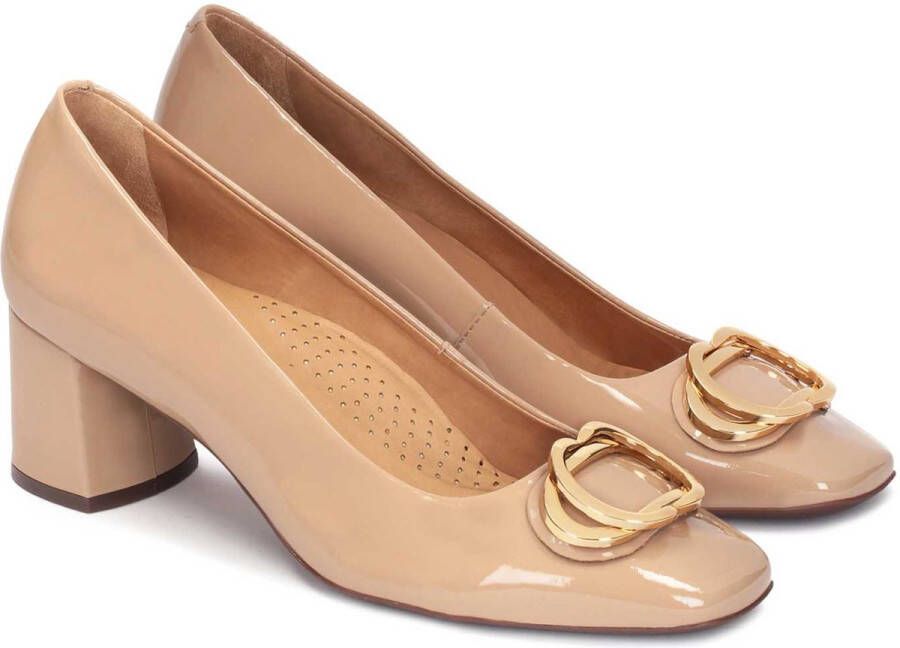 Kazar Lacquered beige pumps with a sturdy heel