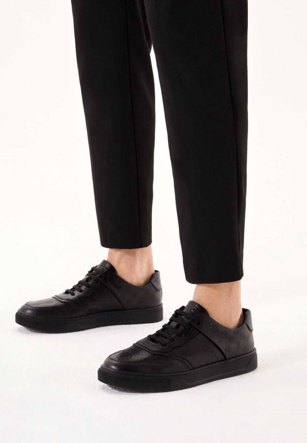 Kazar Leather low-top sneakers with embossed leather insert