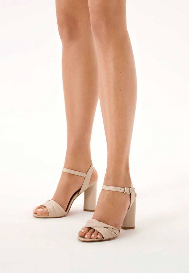 Kazar Leather sandals on an attractive heel
