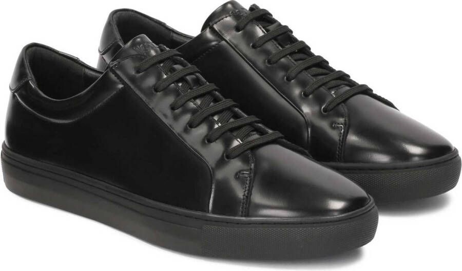 Kazar Low sneakers in full grain leather with classic laces