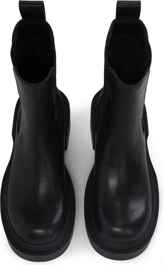 Kazar Studio Black leather Chelsea boots with elastics