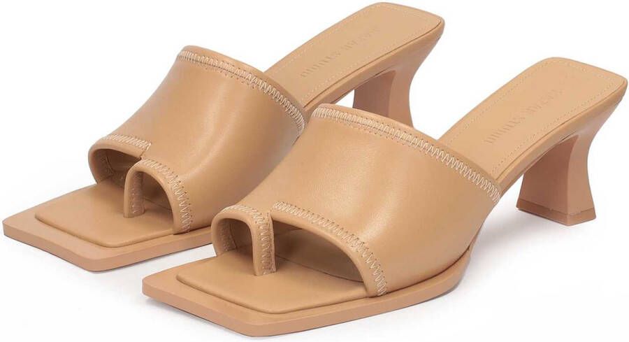Kazar Studio Flip-flops on a comfortable heel in full grain leather