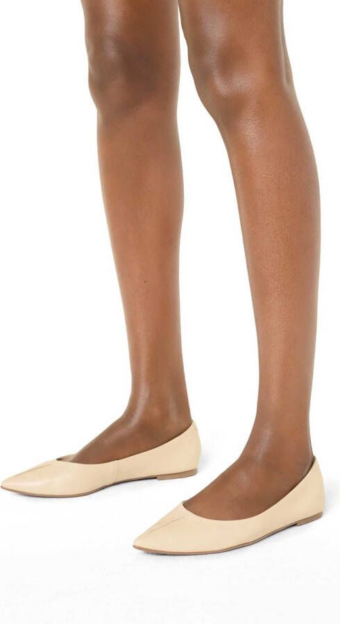 Kazar Studio Leather ballerinas with pointed toe