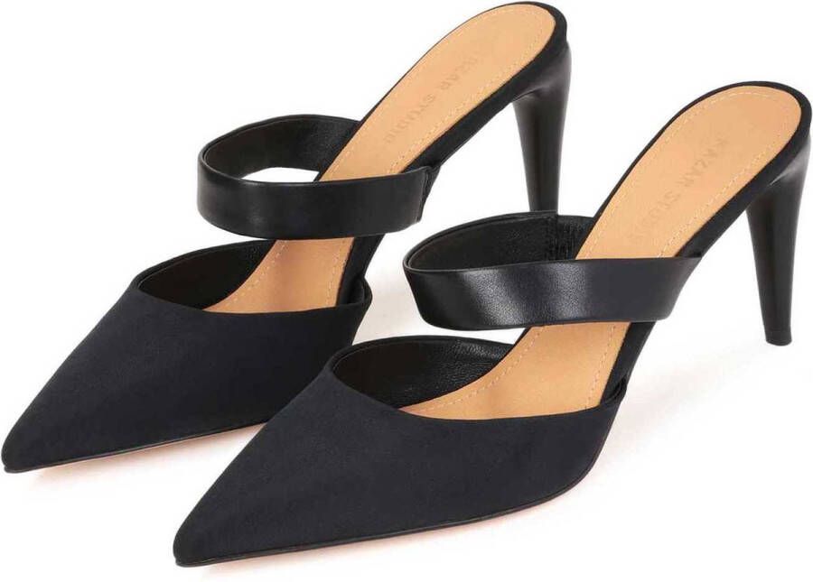 Kazar Studio Smaakvolle zwarte slippers met naaldhakken en een puntige teen