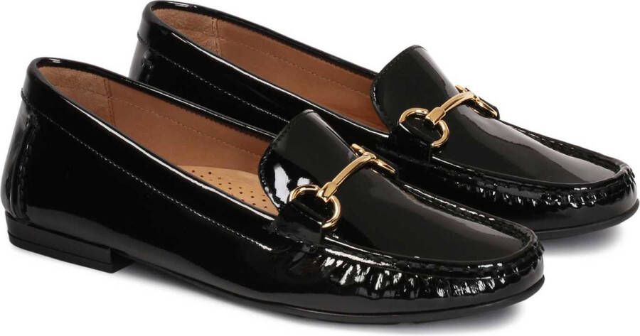 Kazar Women's lacquered black moccasins