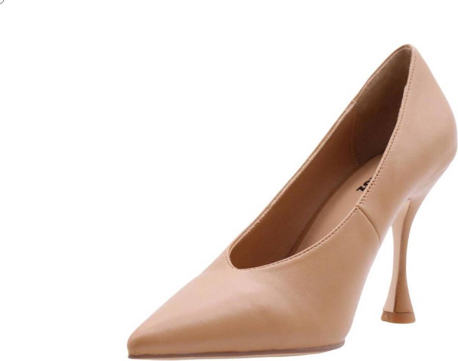 Lola Cruz Pump Brown