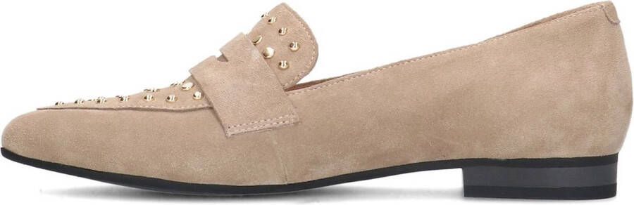Manfield Dames Beige suède loafers met goudkleurige studs