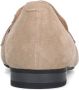 Manfield Dames Beige suède loafers met goudkleurige studs - Thumbnail 7