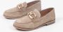 Manfield Dames Beige suède loafers met vierkanten chain - Thumbnail 8