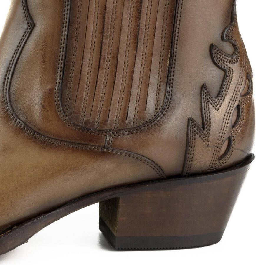 Mayura Boots 2487 Hazelnoot Cowboy Western Fashion Enklelaars Spitse Neus Schuine Hak Elastiek Sluiting Echt Leer