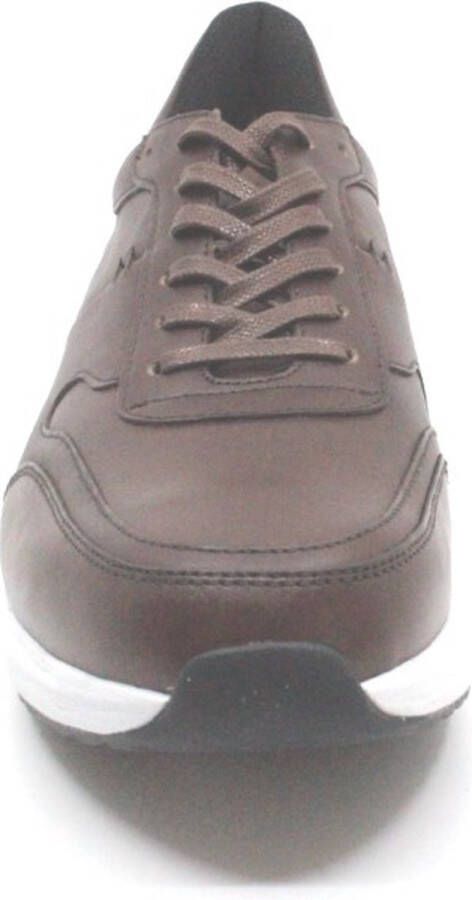 MBT PORTO II M Brown 702925 1575N Bruine gladleren heren sneakers met afwikkelzool