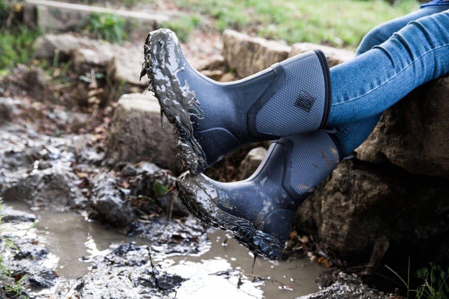 Muck Boot Arctic Sport II Mid Black Grey Women