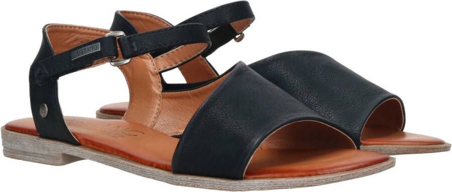 Mustang Comfortabel Sandalen Plat Zwart