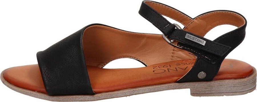 Mustang Comfortabel Sandalen Plat Zwart
