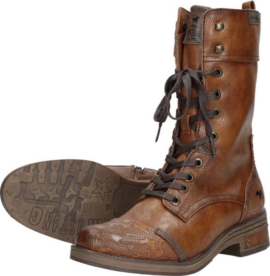 Mustang Dames veterschoenen Hoog cognac