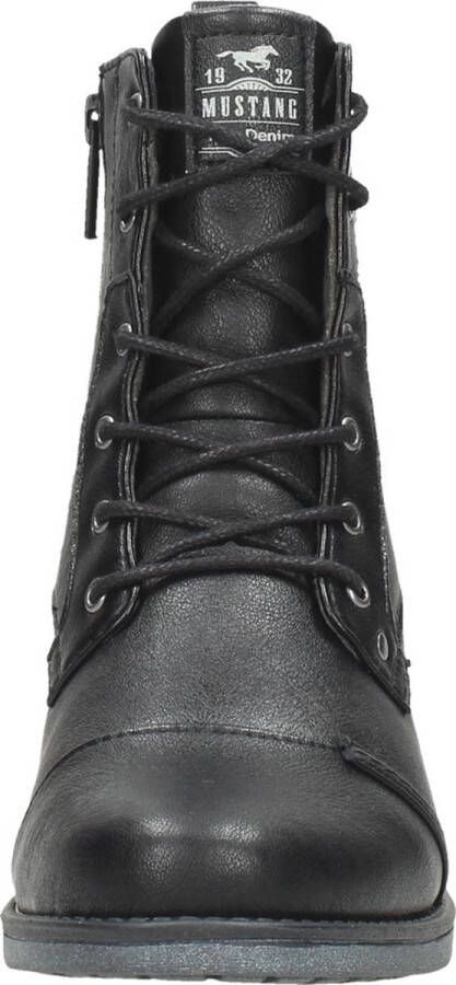 Mustang Veterschoenen Hoog Veterschoenen Hoog zwart