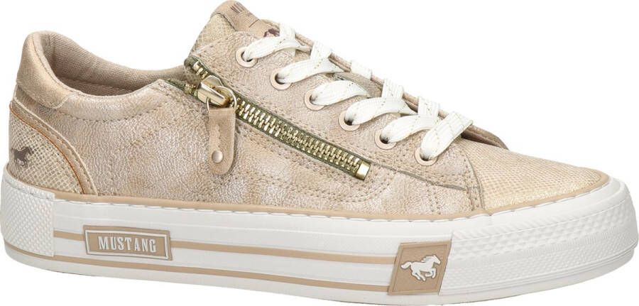 Mustang Veterschoenen Laag Veterschoenen Laag goudkleur
