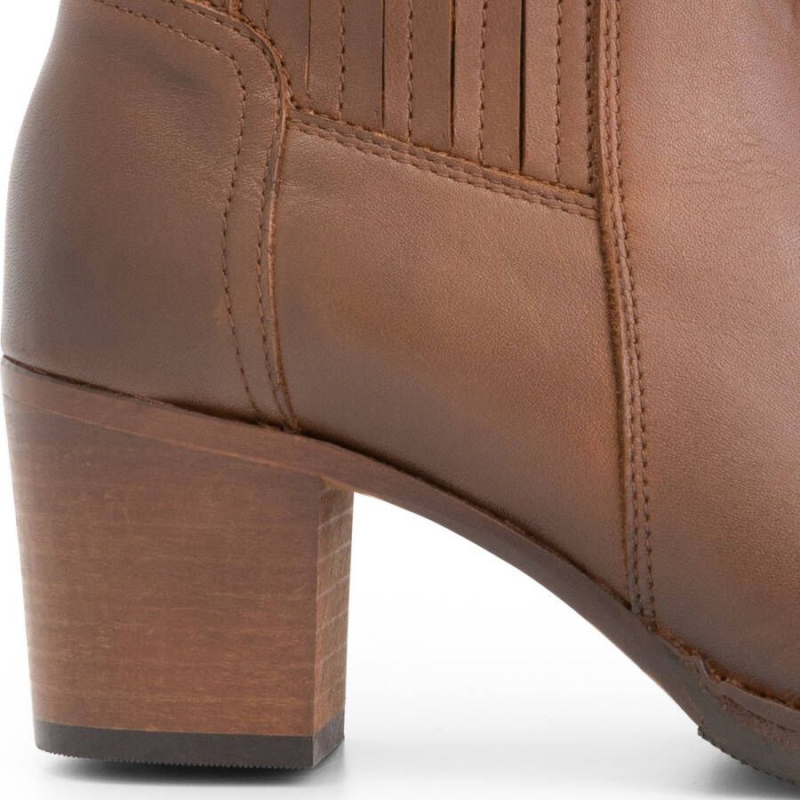 Mysa Pentas Dames Leren Enkellaarzen Nette Chelsea boots op hak Cognac Bruin Leer