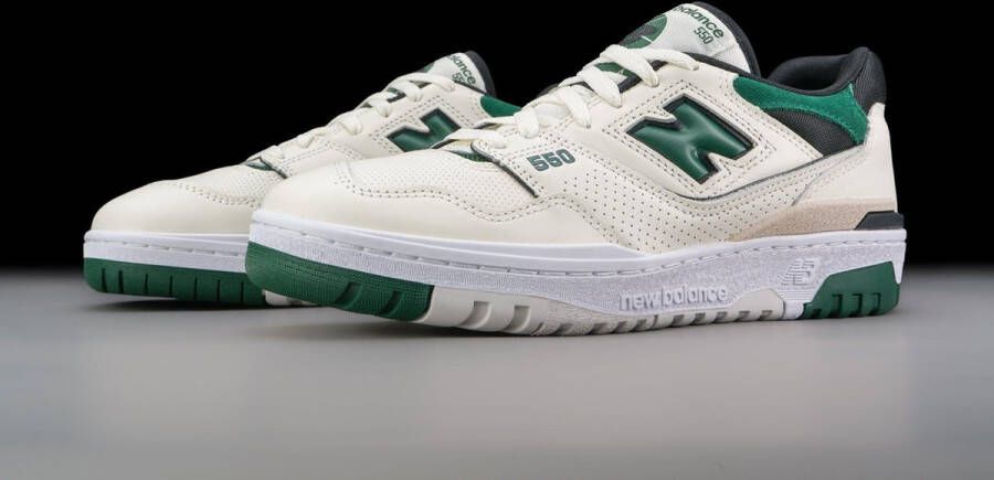 New Balance 550 Sea Salt Pine Green BB550VTC 1 2 GROEN Schoenen