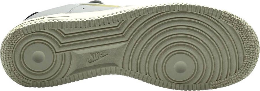 Nike Air Foce 1 '07 LX Jewel Pale Vanille