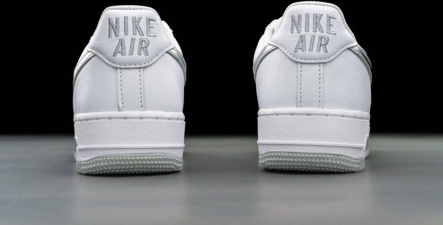 Nike Air Force 1 '07 Low Color of the Month White Metallic Silver DZ6755-100 WIT Schoenen