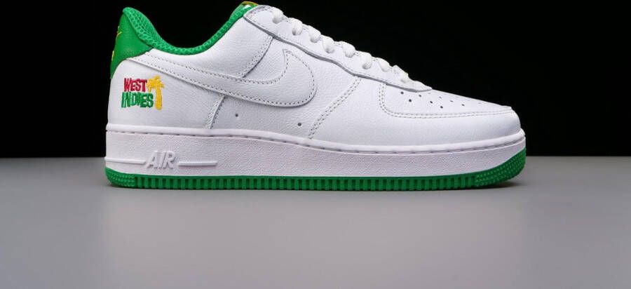 Nike Air Force 1 Low Retro QS Groen Wit West Indies (2022) Sneakers Unisex Doos Zonder Deksel