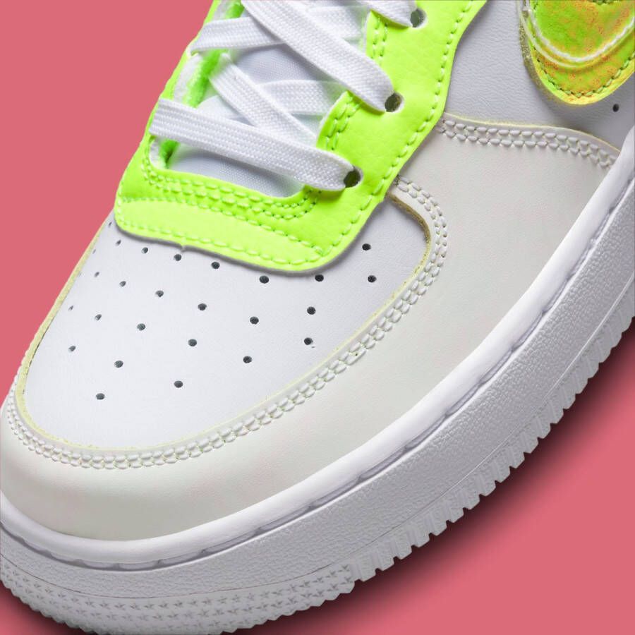 Nike Air Force 1 LV8 (GS) -White Volt