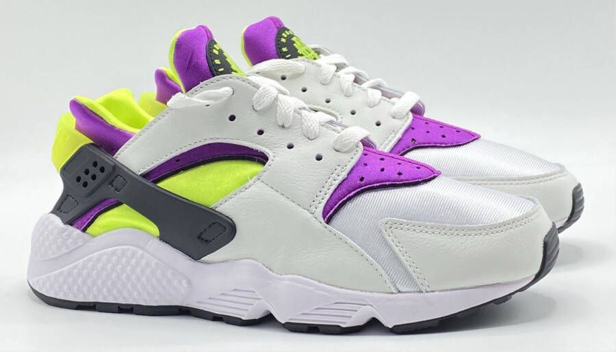 Nike Air Huarache OG “Magenta”