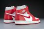 Jordan Varsity Red Hoge Top Sneakers (2022) Rood Dames - Thumbnail 10