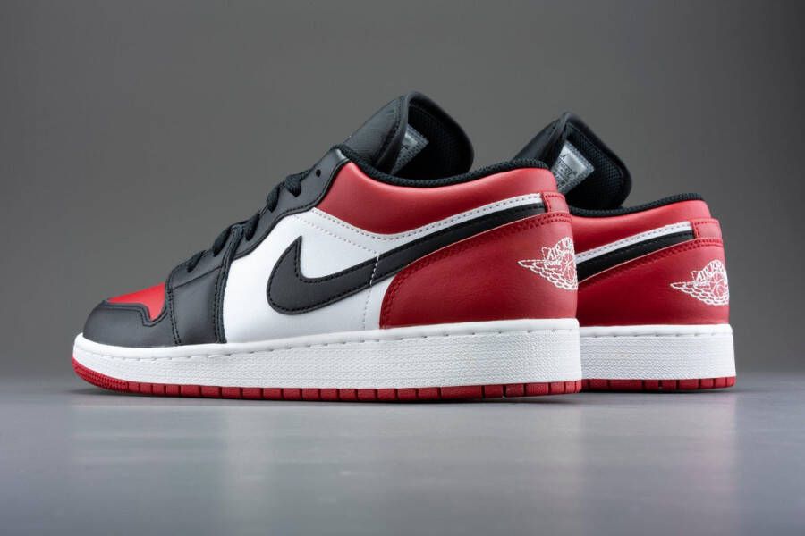 Nike Air Jordan 1 Low Bred Toe (GS) 553560-612 BRED Zwart Rood Schoenen