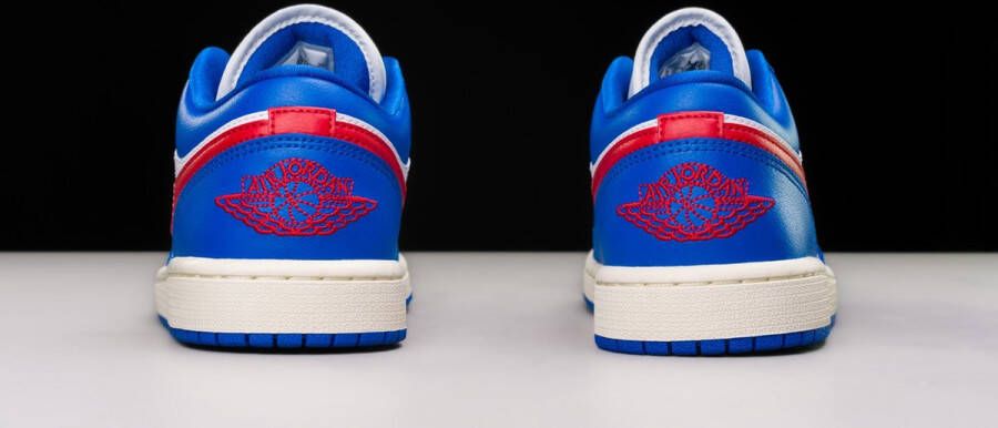 Nike Air Jordan 1 Low Sport Blue Gym Red (Women's) D BLAUW Schoenen