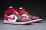 Jordan Wmns Air 1 Mid Basketball Schoenen black gym red white maat: 40.5 beschikbare maaten:36.5 37.5 38.5 39 40.5 41 42 - Thumbnail 5