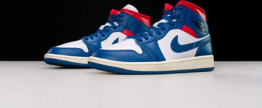 Nike Air Jordan 1 Mid French Blue (Women's) BQ6472-146 BLAUW Schoenen