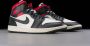 Jordan Wmns Air 1 Mid Basketball Schoenen black gym red sail maat: 42.5 beschikbare maaten:42.5 - Thumbnail 9