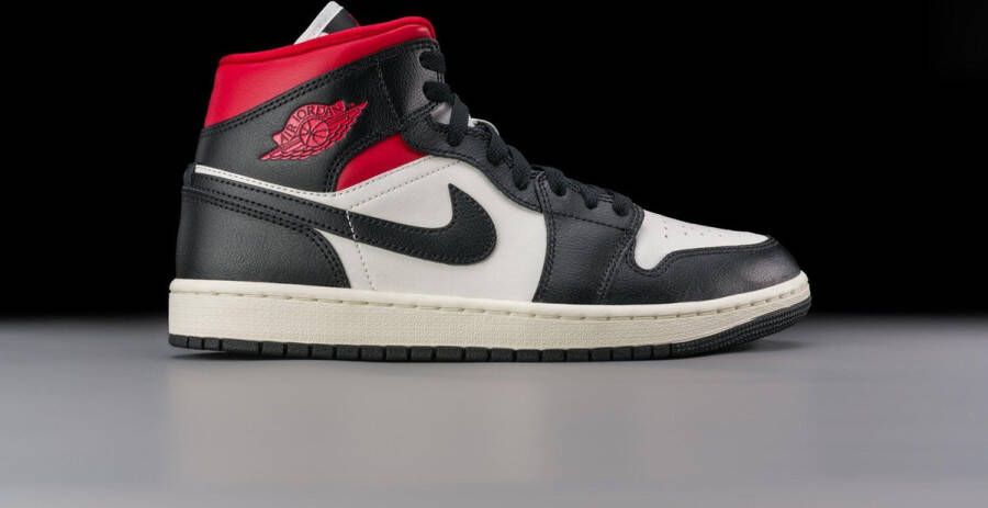 Nike Air Jordan 1 Mid Gym Red Panda Rood Schoenen -Doos zonder deksel