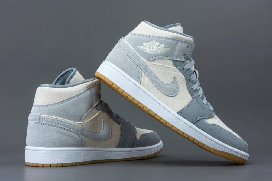 Nike Air Jordan 1 Mid SE Coconut Milk Particle Grey DN4281-100 GRIJS Schoenen