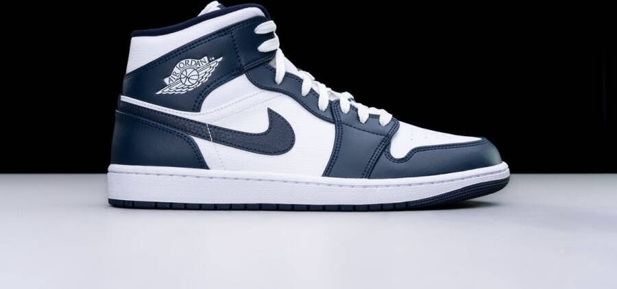 Nike Air Jordan 1 Mid White Metallic Gold Obsidian 554724-174 WIT Schoenen