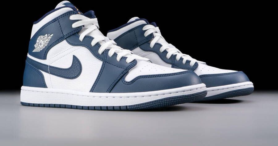 Nike Air Jordan 1 Mid White Metallic Gold Obsidian 554724-174 554724-174 WIT Schoenen - Foto 2