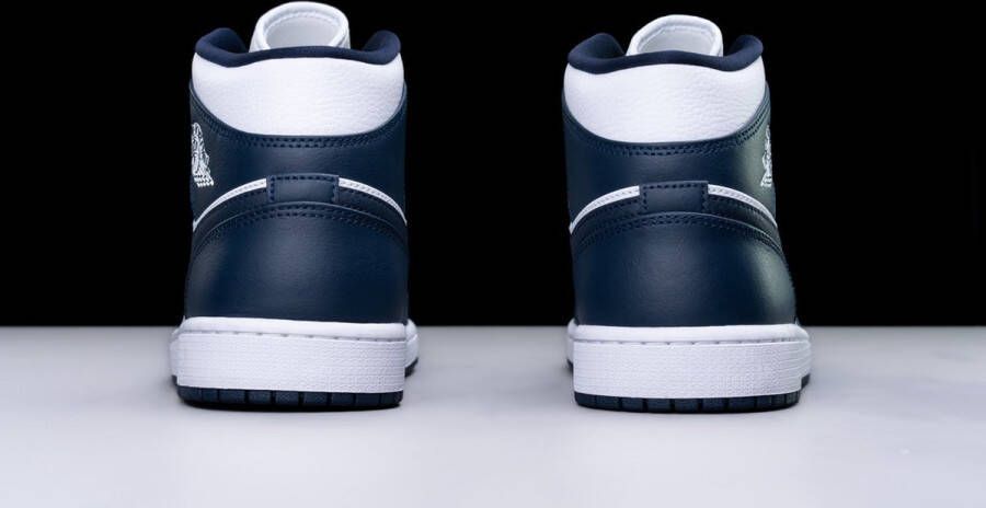 Nike Air Jordan wmns Nike Air Jordan 1 Mid White Metallic Gold Obsidian 554724 - Foto 8