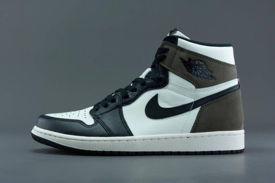 Nike Air Jordan 1 Retro High OG Dark Mocha